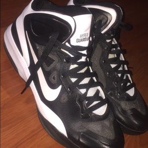 NIKE AIR MAX basketball shoes